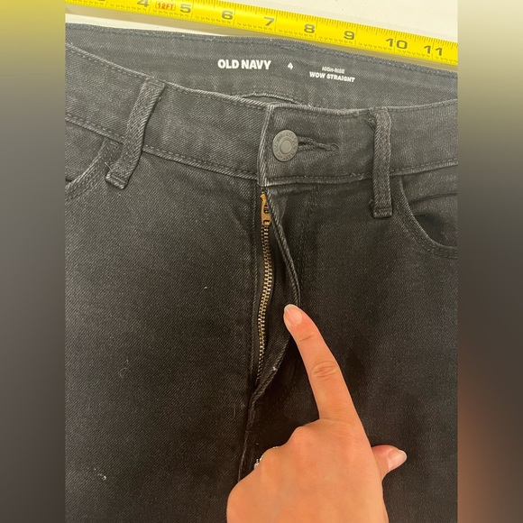 Old Navy High-Rise Wow Straight Black Jeans - Women’s Size 4 - Picture 4 of 10
